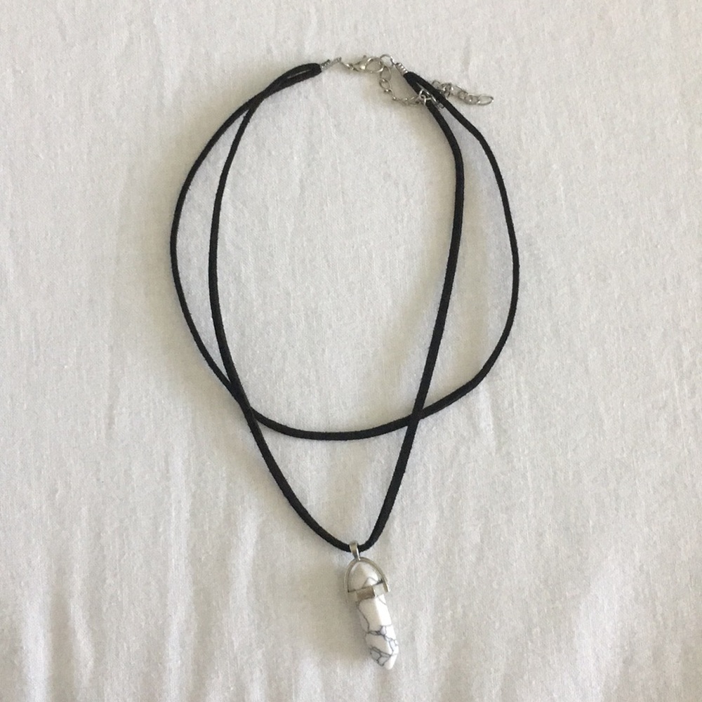 Black crystal choker